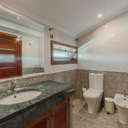 Casa Com Piscina *